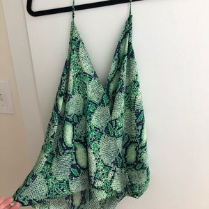 Olivaceous halter top